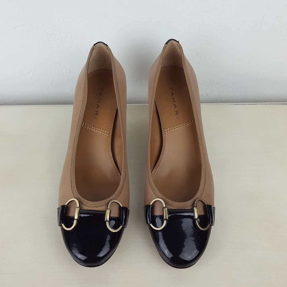 TAHARI  Low Heel